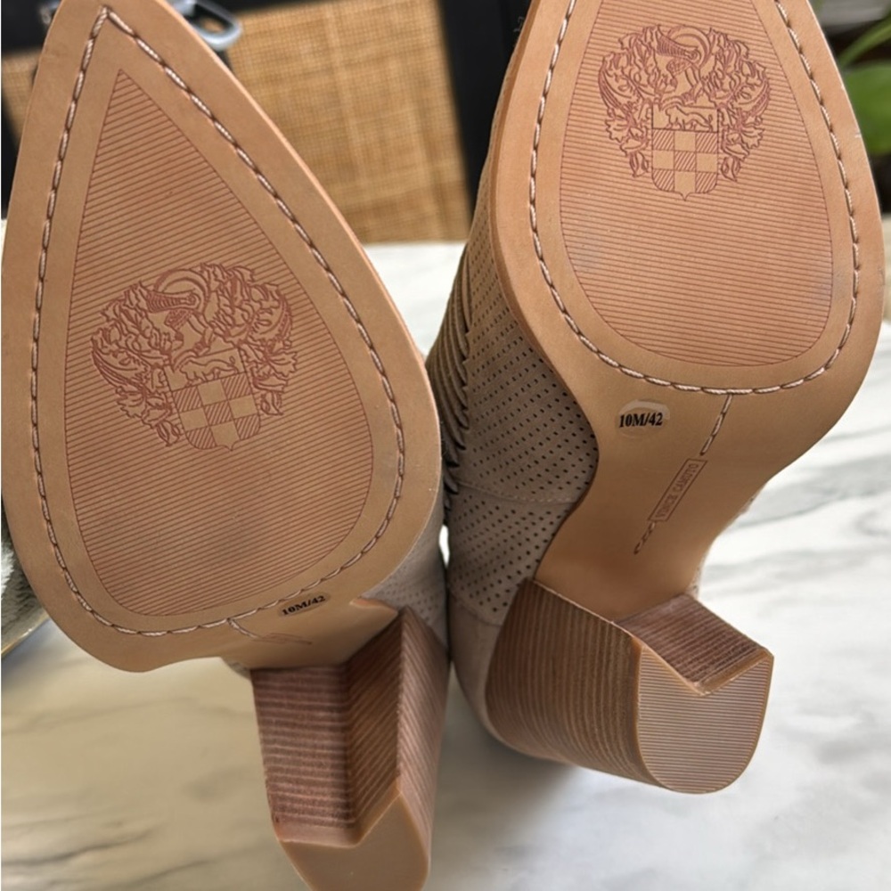 Dolce Vita Perforated Taupe Ankle Booties - Picture 5 of 5